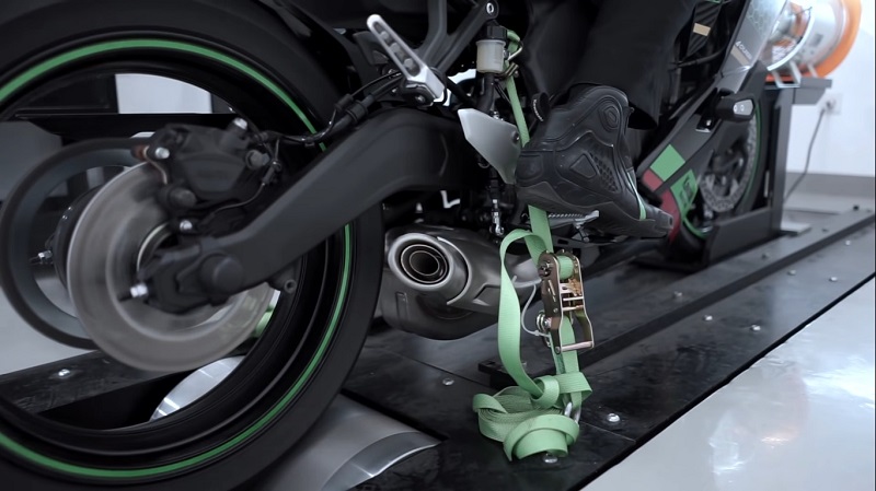 Kawasaki Ninja ZX-25R Dyno Test, Hasilnya Bikin Merinding kawasaki zx-25r dyno test