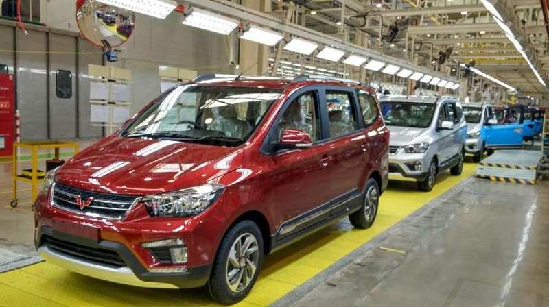 7 Keunggulan Wuling Confero, Layak Dibeli? Confero