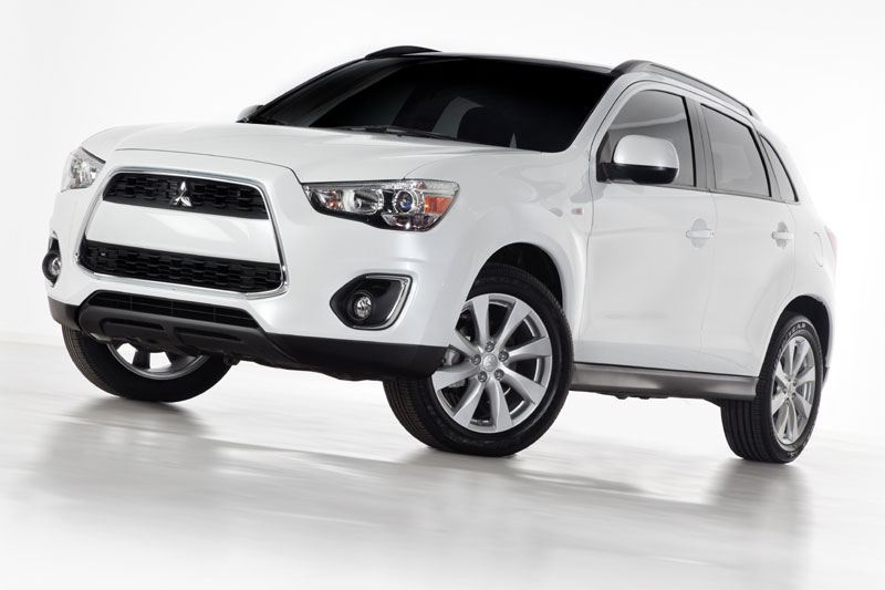 5 SUV Bekas Seharga Rp 100 Jutaan, Pilih yang Mana? Mitsubishi Outlander Sport 2012