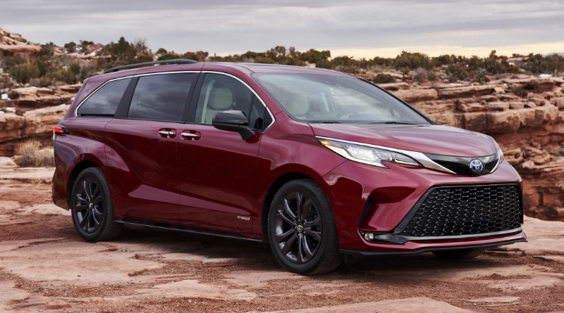 Spesifikasi Toyota Sienna, Alphard Kalah Mewah? sienna
