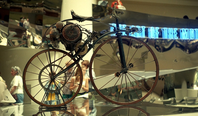 Ini Sosok Motor Pertama di Dunia dan Indonesia! Velocipede Michaux Perreaux yang Diklaim Sebagai Motor Pertama