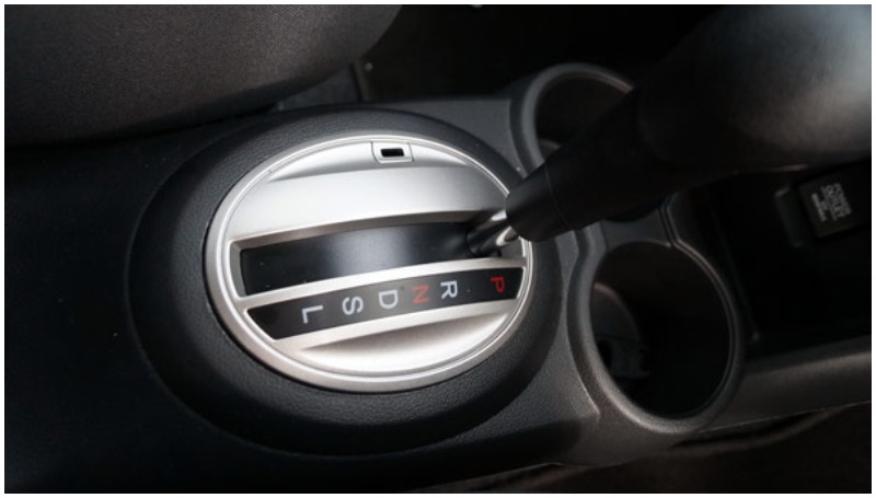 5 Kekurangan Honda Brio, Kenali Sebelum Membeli kekurangan honda brio
