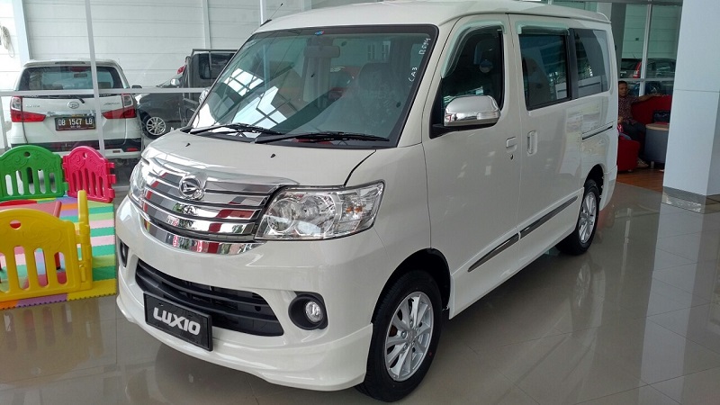9 Rekomendasi MPV Pintu Geser Bekas Rp 100 Jutaan Daihatsu Luxio, MPV pintu geser bekas termurah