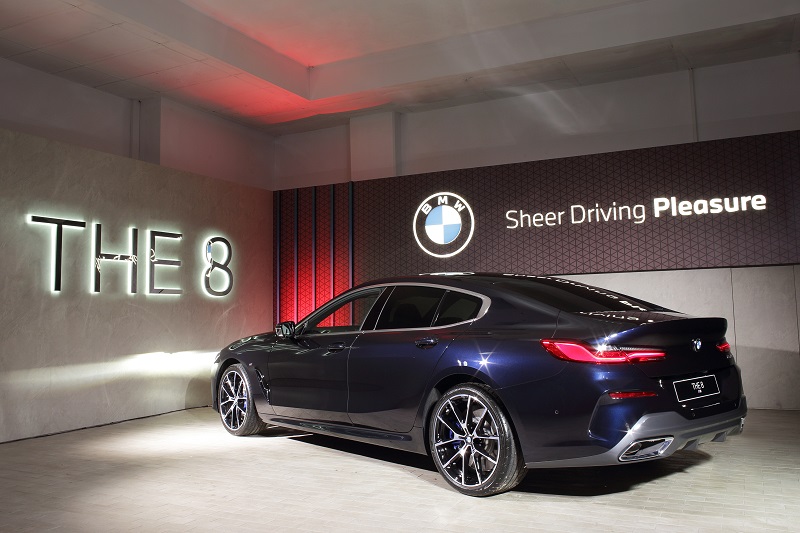 BMW 840i Gran Coupe, Mobil 'Orang Berduit' di Indonesia Eksterior belakang BMW 840i Gran Coupe M Technic