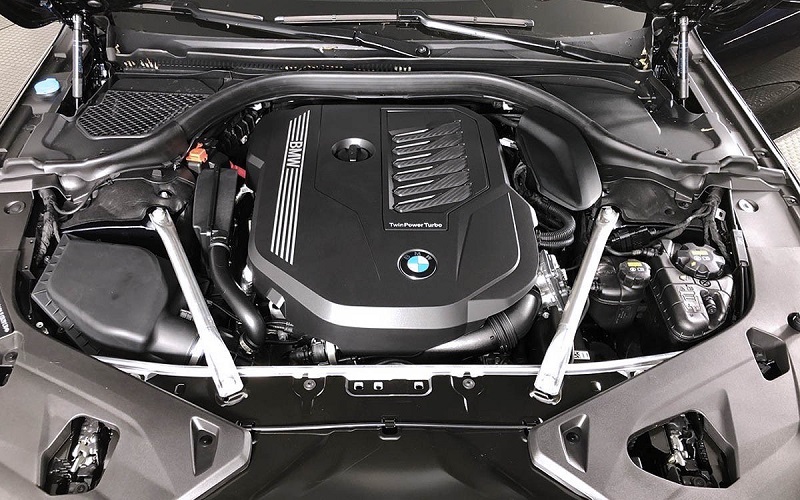 BMW 840i Gran Coupe, Mobil 'Orang Berduit' di Indonesia Mesin BMW 840i Gran Coupe