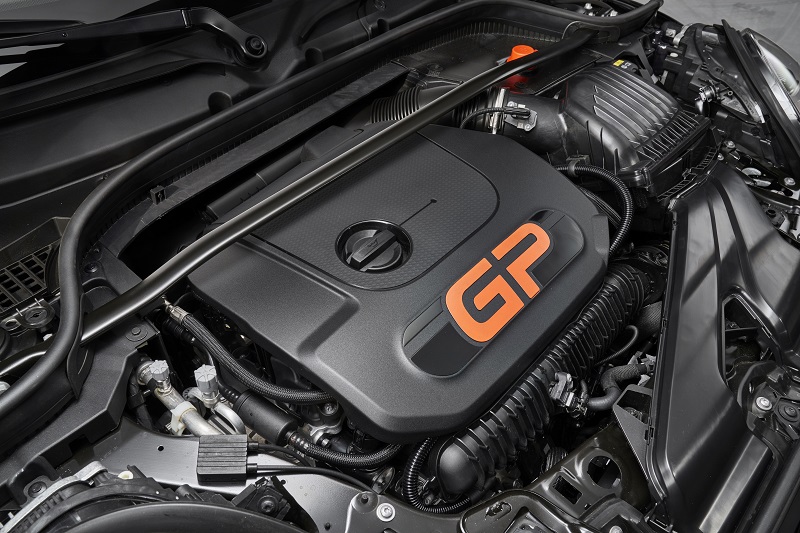5 Kelebihan Mini JCW GP Seharga Rp 1,5 Miliar spesifikasi mesin mini jcw gp