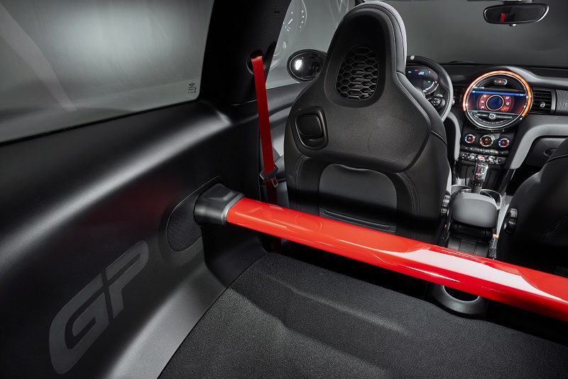5 Kelebihan Mini JCW GP Seharga Rp 1,5 Miliar interior mini jcw gp