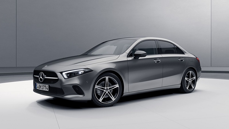 7 Rekomendasi Mobil Eropa Murah di Indonesia merdes-benz a 200