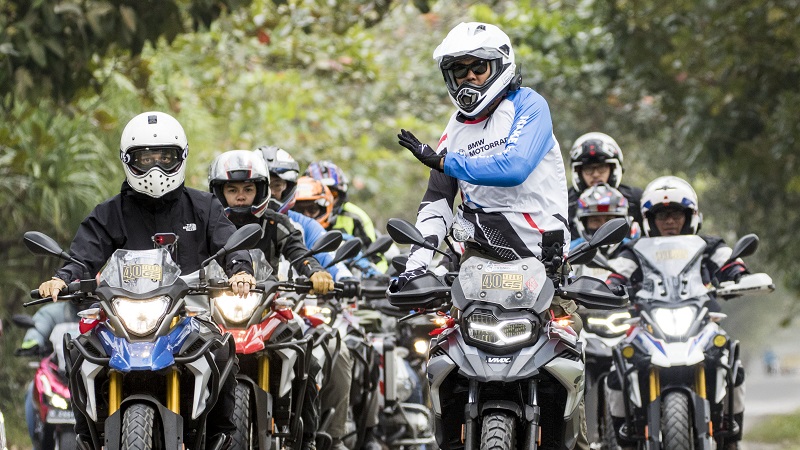 7 Tips Naik Motor Jarak Jauh, Siapkan Uang Tunai! tips naik motor jarak jauh
