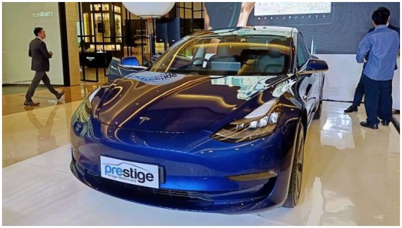 5 Pilihan Mobil Listrik Terbaik Untuk Masyarakat Indonesia Tesla Model 3, mobil listrik terbaik di Indonesia