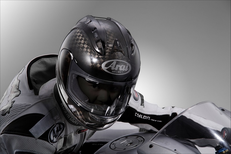 7 Helm Termahal di Dunia, Gaji UMR Minggir! Arai Crossair-X RC