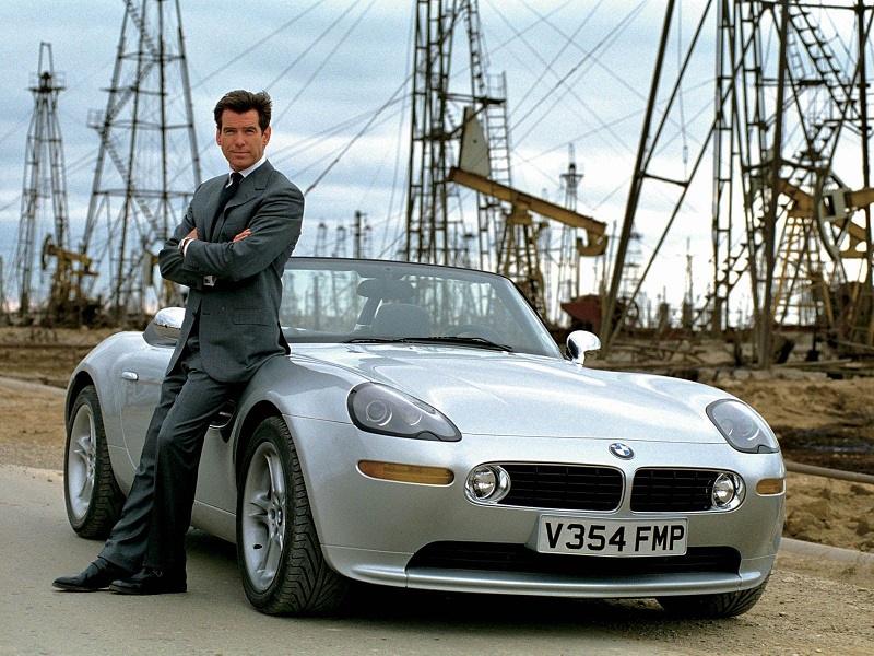 7 Mobil James Bond Dari Masa ke Masa yang Melegenda BMW Z8 James Bond