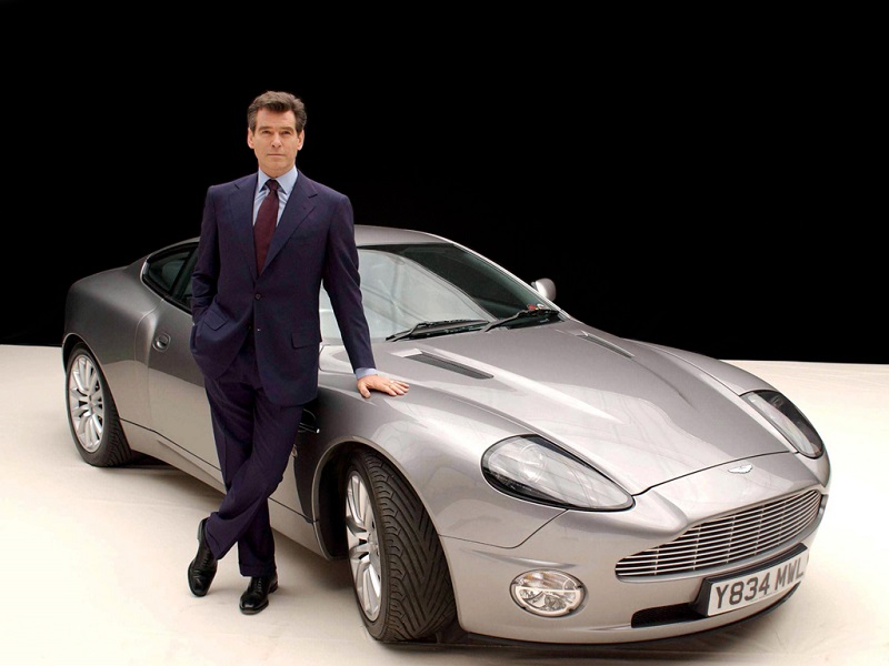 7 Mobil James Bond Dari Masa ke Masa yang Melegenda Aston Martin Vanquish James Bond
