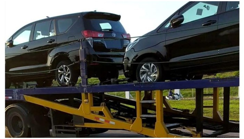 Belum Meluncur, Toyota Kijang Innova Facelift Diskon 15 Juta Toyota Kijang Innova facelift sedang di kirim ke dealer Toyota