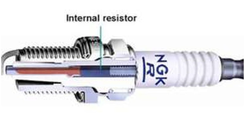 5 Jenis Busi Motor Terbaik, Awas Salah Pilih! Busi Resistor, rekomendasi busi motor terbaik yang bisa dipilih
