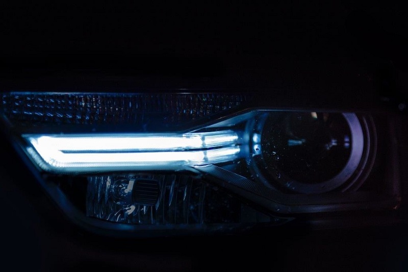 Tips Cara Membersihkan Reflektor Lampu Mobil Agar Kinclong Lampu reflektor kurang terang? Begini cara mengatasinya