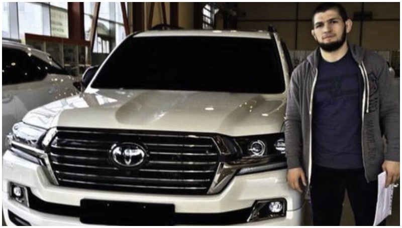 4 Koleksi Mobil Khabib Nurmagomedov, Mewah Sob! Toyota Land Cruiser J200
