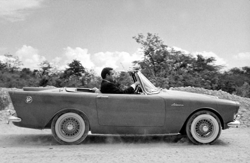 5 Mobil Sean Connery Saat Beraksi Sebagai James Bond Sunbeam Alpine Series II