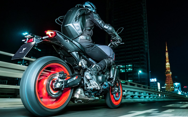 Yamaha MT-09 Terbaru, Semakin Buas! yamaha mt-09 terbaru