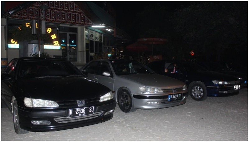 5 Mobil Bekas Asal Prancis, Murah Meriah! Peugeot 406