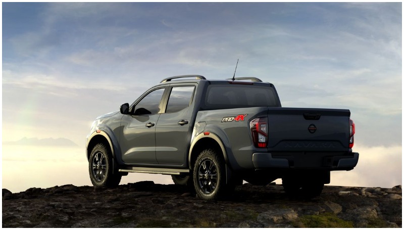 Mengenal Sosok Nissan Navara Facelift, Makin Gagah! Desain bagian belakang Nissan Navara Facelift 2020