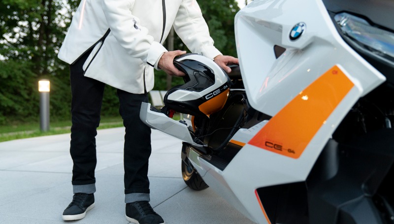 BMW Definition CE 04, Skuter Listrik Masa Depan bmw definition ce 04