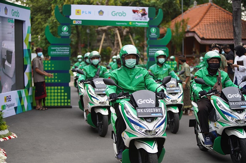 Punya 7 SPBKLU di Bali, 'Nyetrum' Kendaraan Jadi Lebih Mudah SPBKLU di Bali dapat dukungan Grab