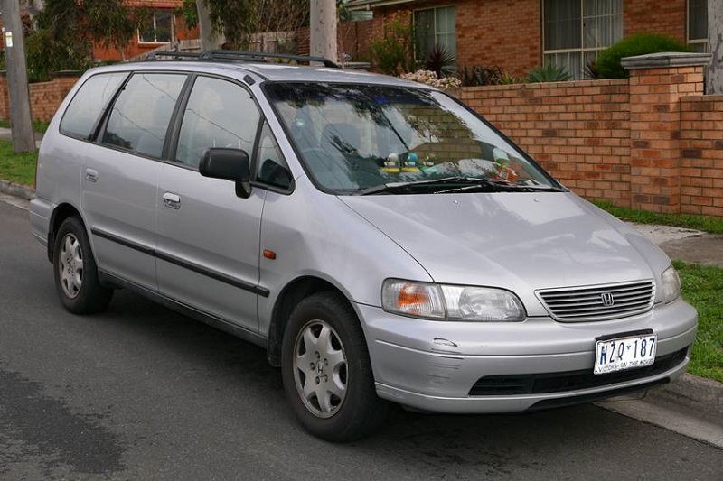 Sejarah Honda Odyssey, Sudah 5 Generasi Sejarah Honda Odyssey generasi pertama