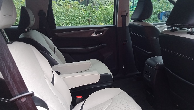 Review 5 Kelebihan Wuling Cortez CT Type S, Masih Ragu Beli? captain seat wuling cortez ct type s