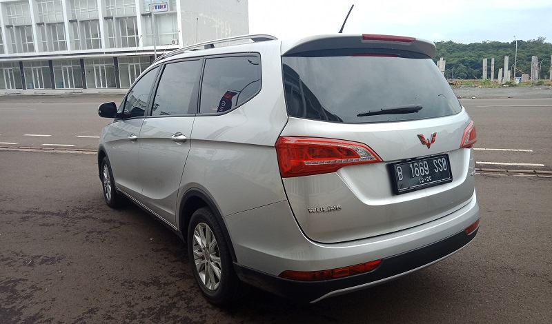 7 Tips Membeli Mobil Baru Agar Tidak Menyesal test drive wuling cortez ct type s