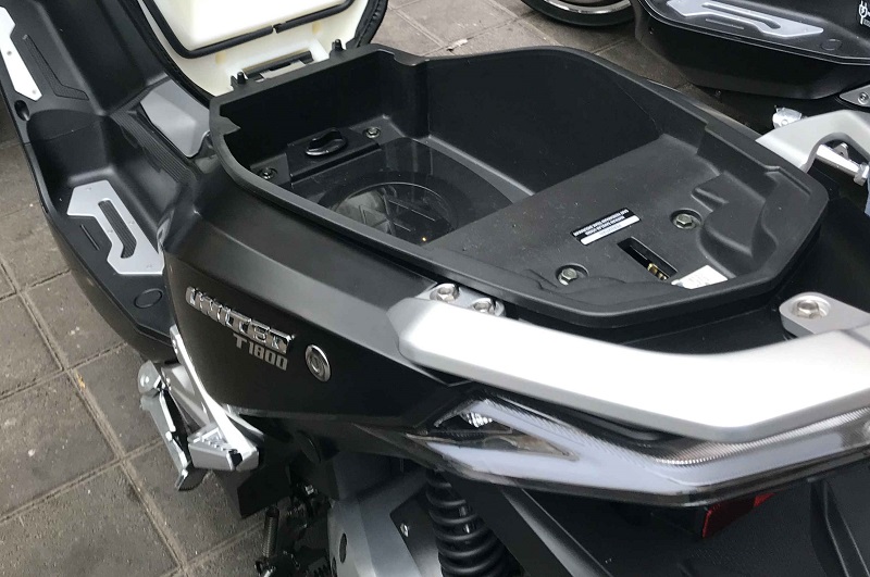5 Kelebihan United T1800, Motor Listrik dengan Turbo bagasi united t1000