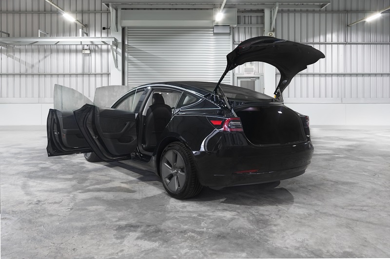 Tesla Model 3 Facelift Mengaspal, Apa Bedanya? Tesla Model 3 facelift