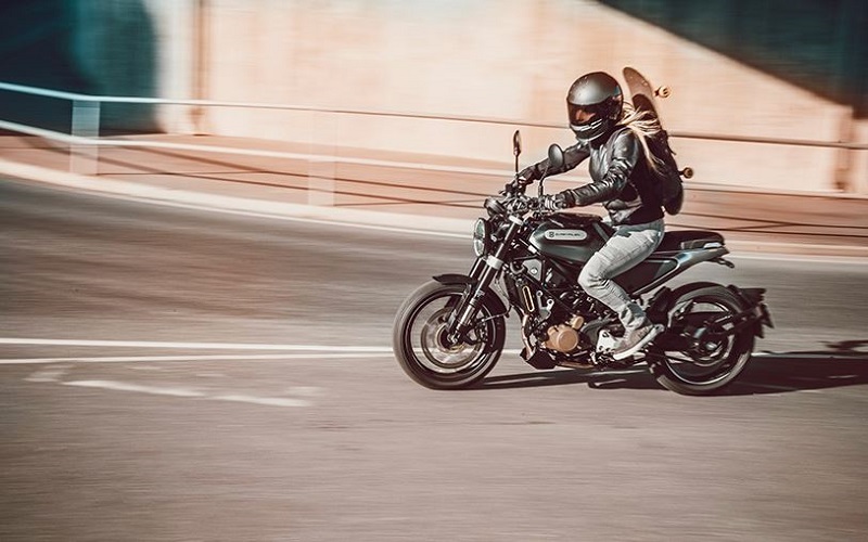 Husqvarna Svartpilen 125, Kecil Tapi Sangar husqvarna svartpilen 125