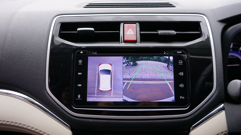 Bedah Fitur Daihatsu Terios, Ada yang Istimewa! Around View Monitor jadi fitur baru Daihatsu Terios