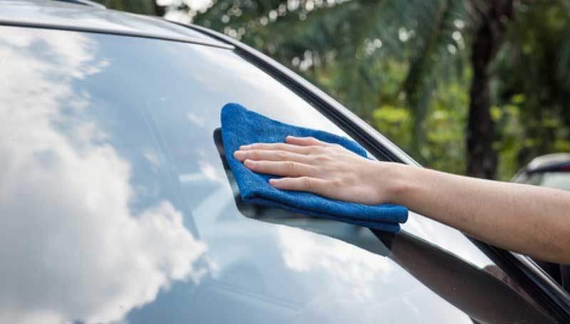 5 Cara Ampuh Hilangkan Baret Pada Kaca Mobil Tips hilangkan baret pada kaca mobil