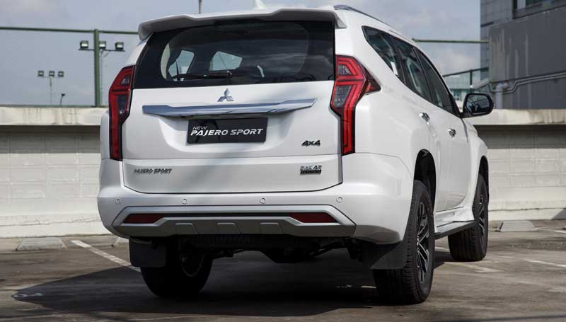 7 Rekomendasi Mobil yang Pakai Sunroof penjualan mitsubishi pajero sport 2021
