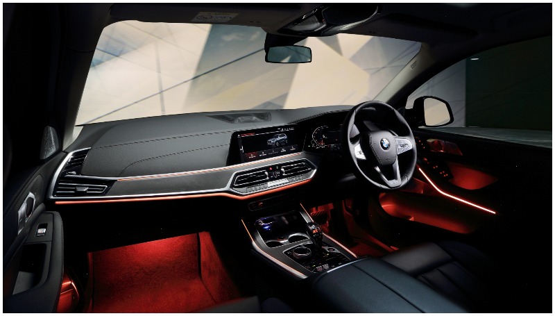 BMW X7 Rakitan Indonesia Meluncur, Harga Lebih Murah! BMW X7 xDrive 40i Opulence