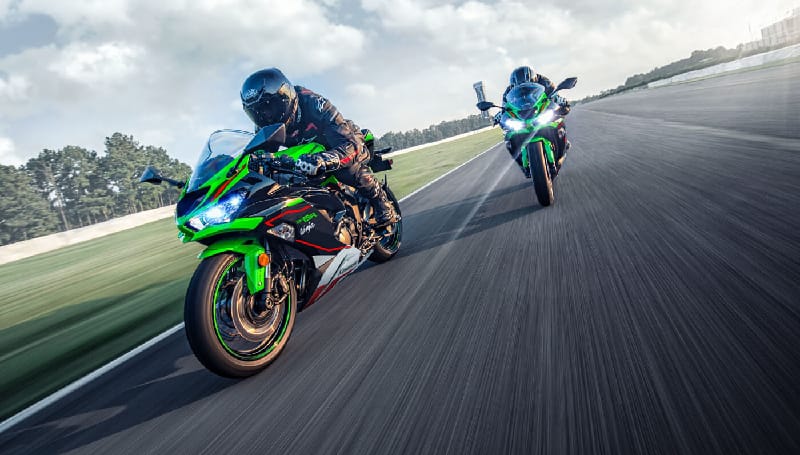 Honda CBR600RR Vs Kawasaki Ninja ZX-6R, Pilih Mana? Honda CBR600RR vs kawasaki ninja zx-6r