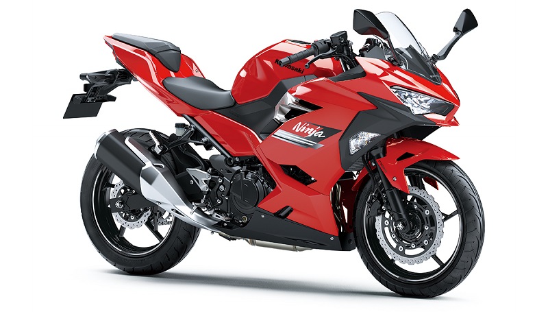 Kawasaki Ninja 250 2021 Meluncur Tanpa Warna Hijau kawasaki ninja 250 2021 merah