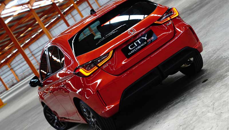 5 Perbedaan Honda City Hatchback Vs Jazz, Berubah Total! Perbedaan Honda City Hatchback RS dan Honda Jazz