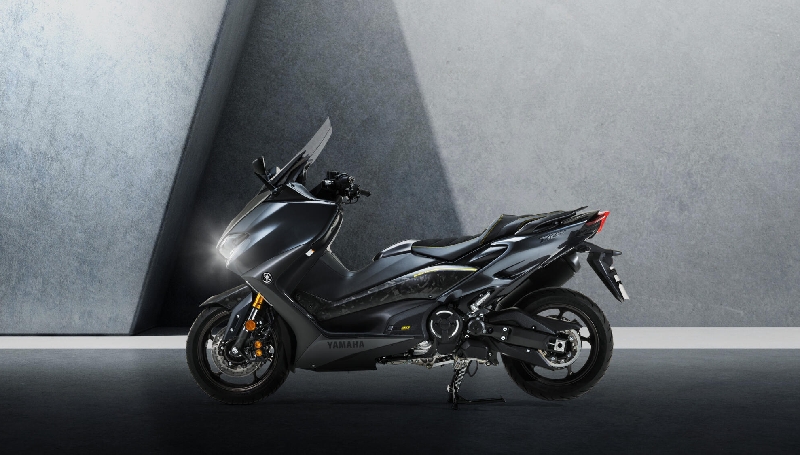 Yamaha TMax 20th Anniversary Meluncur, Cuma 560 Unit Yamaha TMax 20th Anniversary