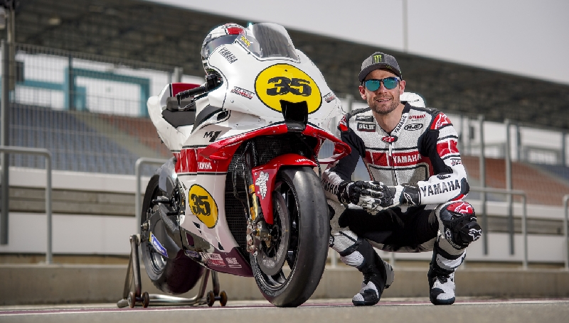 Livery 60 Tahun Yamaha MotoGP, Keren Buat R15 livery 60 tahun yamaha motogp