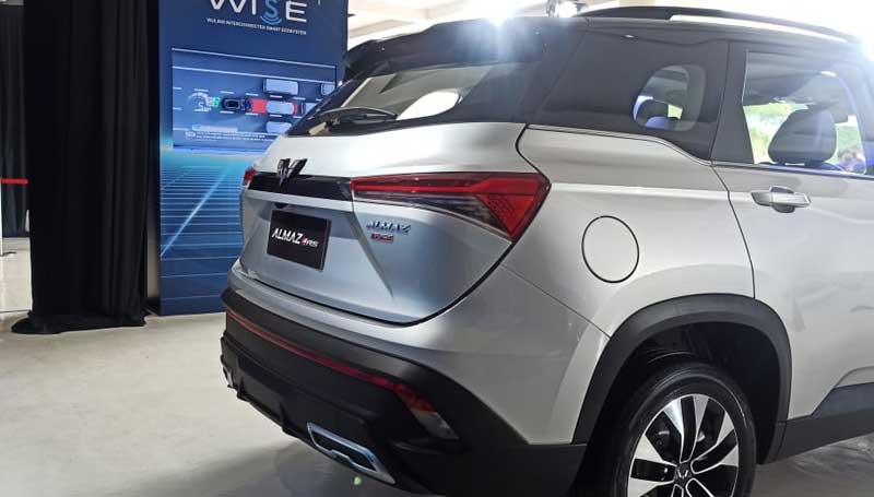 Wuling Almaz RS Resmi Diperkenalkan, Canggih! Wuling Almaz RS resmi diperkenalkan