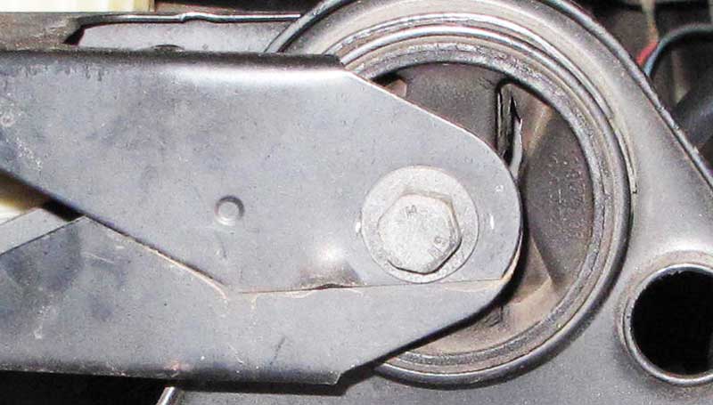 3 Gejala Engine Mounting Rusak, Jangan Abai! engine mounting rusak