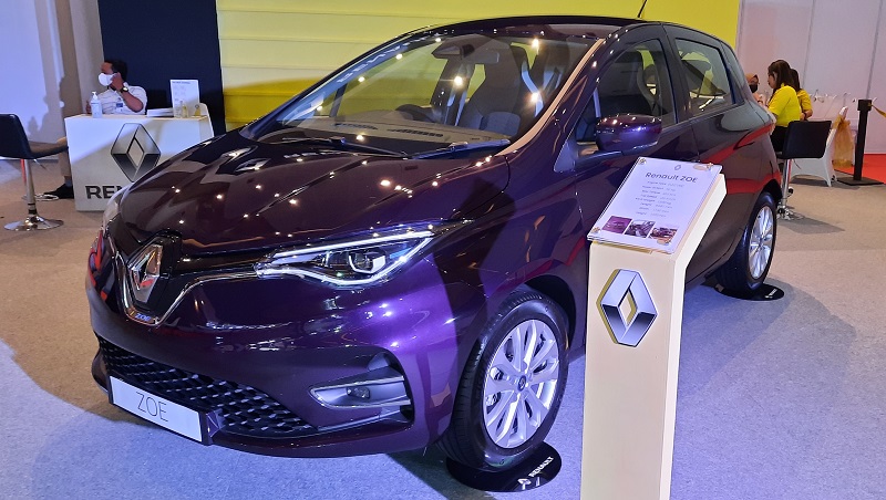 5 Mobil Listrik di IIMS Hybrid 2021, Mau Beli? mobil listrik di iims hybrid 2021 - renault zoe