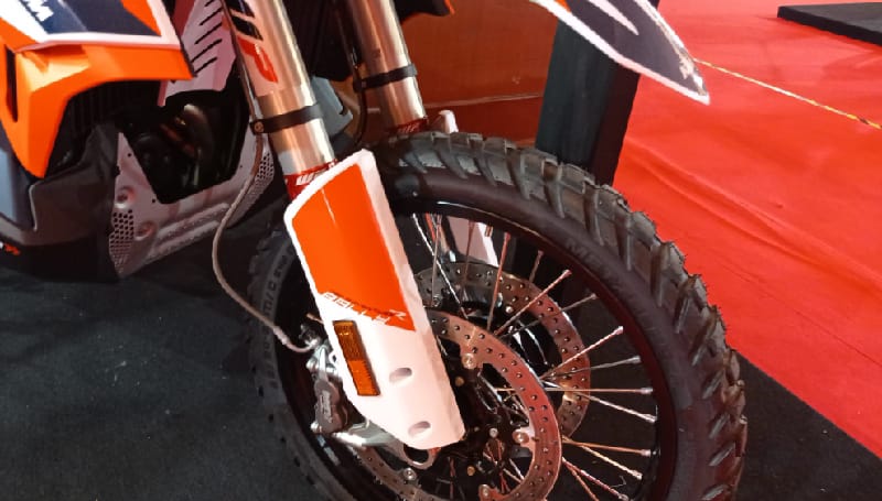 Lelang KTM 790 Adventure R Rally, Cuma 1 di Asia KTM 790 Adventure R Rally