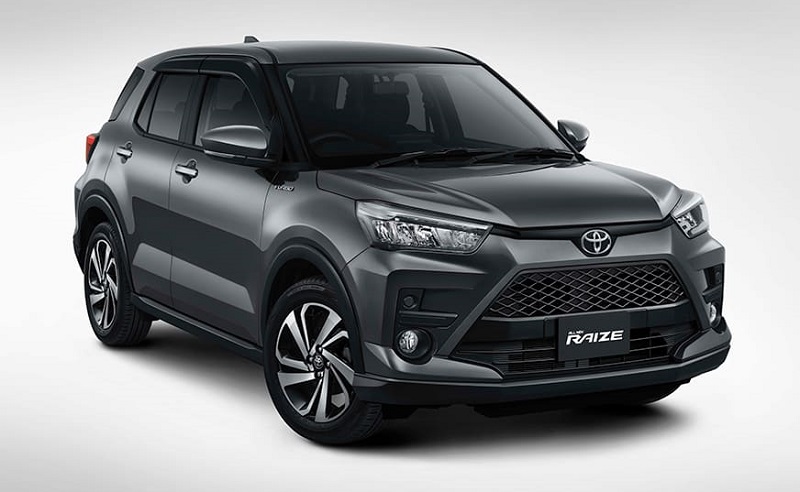 Cek Perbedaan Toyota Raize 1.0 Turbo Vs 1.2, Beli yang Mana? perbedaan toyota raize 1.0 turbo vs 1.2 - eksterior