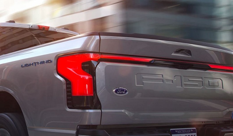 Pick Up Listrik, Ford F-150 Lightning Resmi Meluncur! ford f-150 lightning - tampak belakang