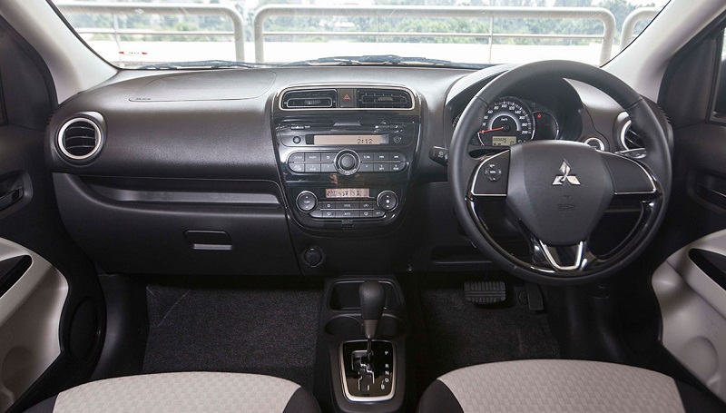 Kelebihan dan Kekurangan Mitsubishi Mirage, Layak Beli? kelebihan dan kekurangan mitsubishi mirage - interior