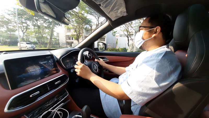 Spesifikasi MG HS Magnify i-Smart, Saudara Almaz RS spesifikasi mg hs magnify i-smart - test drive